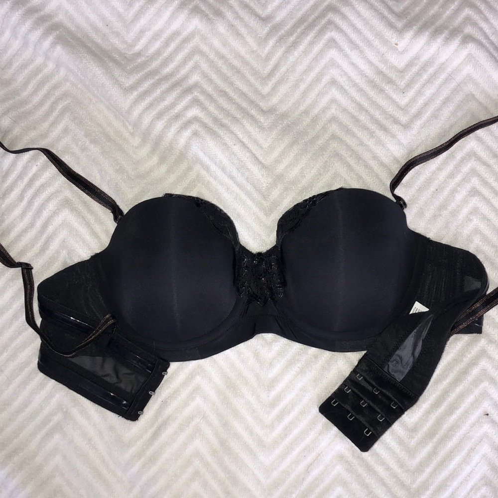 Strapless Convertible Black Underwire Bra